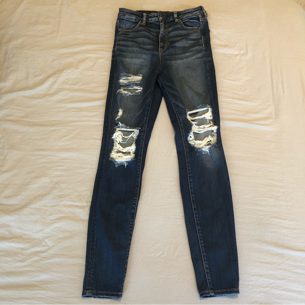 American Eagle Highest Rise Distressed Jegging